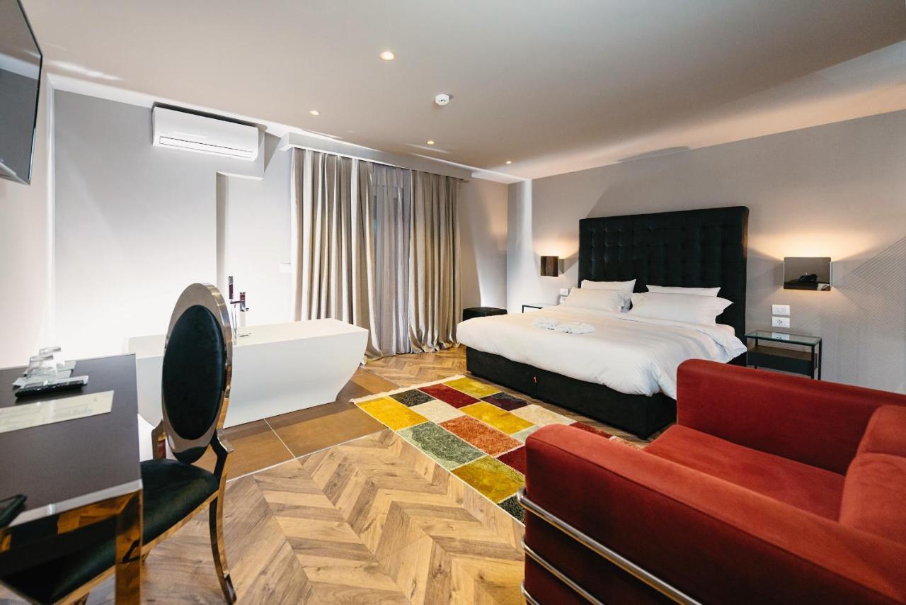 Hotel Egnatia Bërxull Eksteriør billede