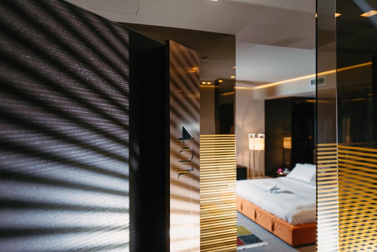 Hotel Egnatia Bërxull Eksteriør billede